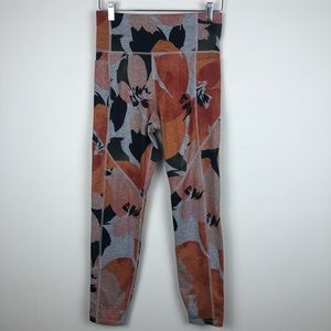 JoyLab Orange and Black Side Pockets Stretch Leggings Size Medium